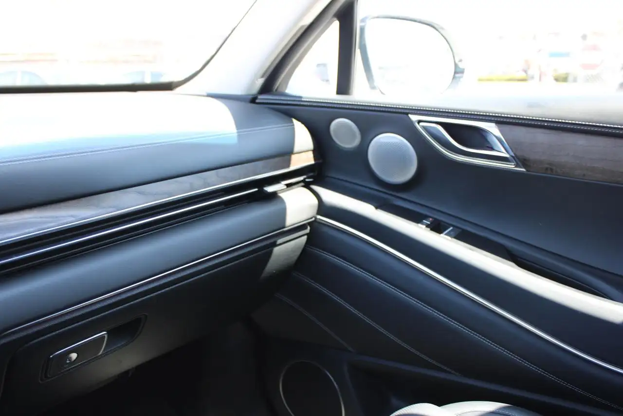 Genesis GV80 - Image 7