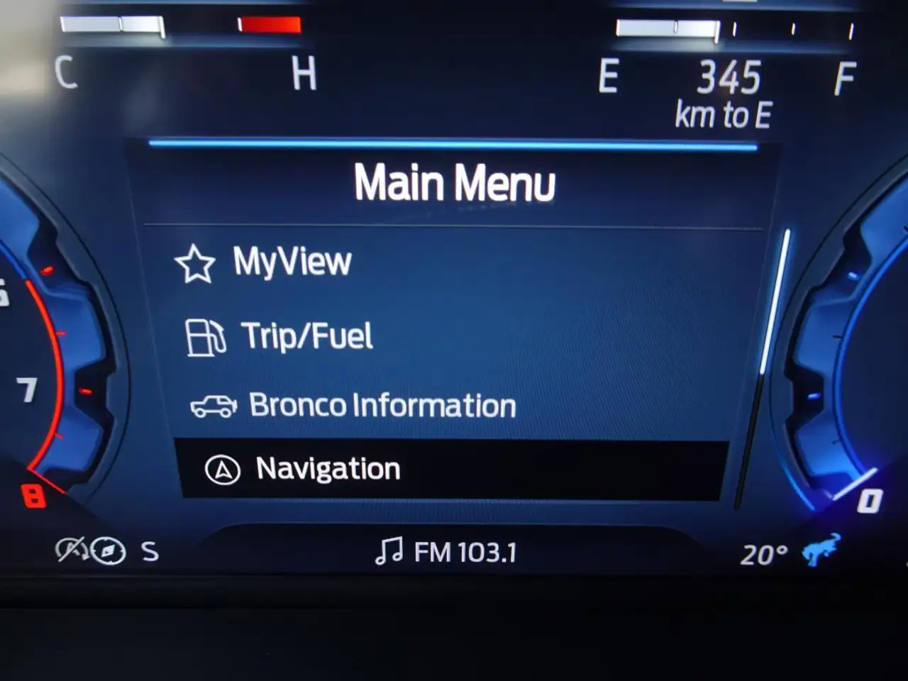 Ford Bronco - Image 20