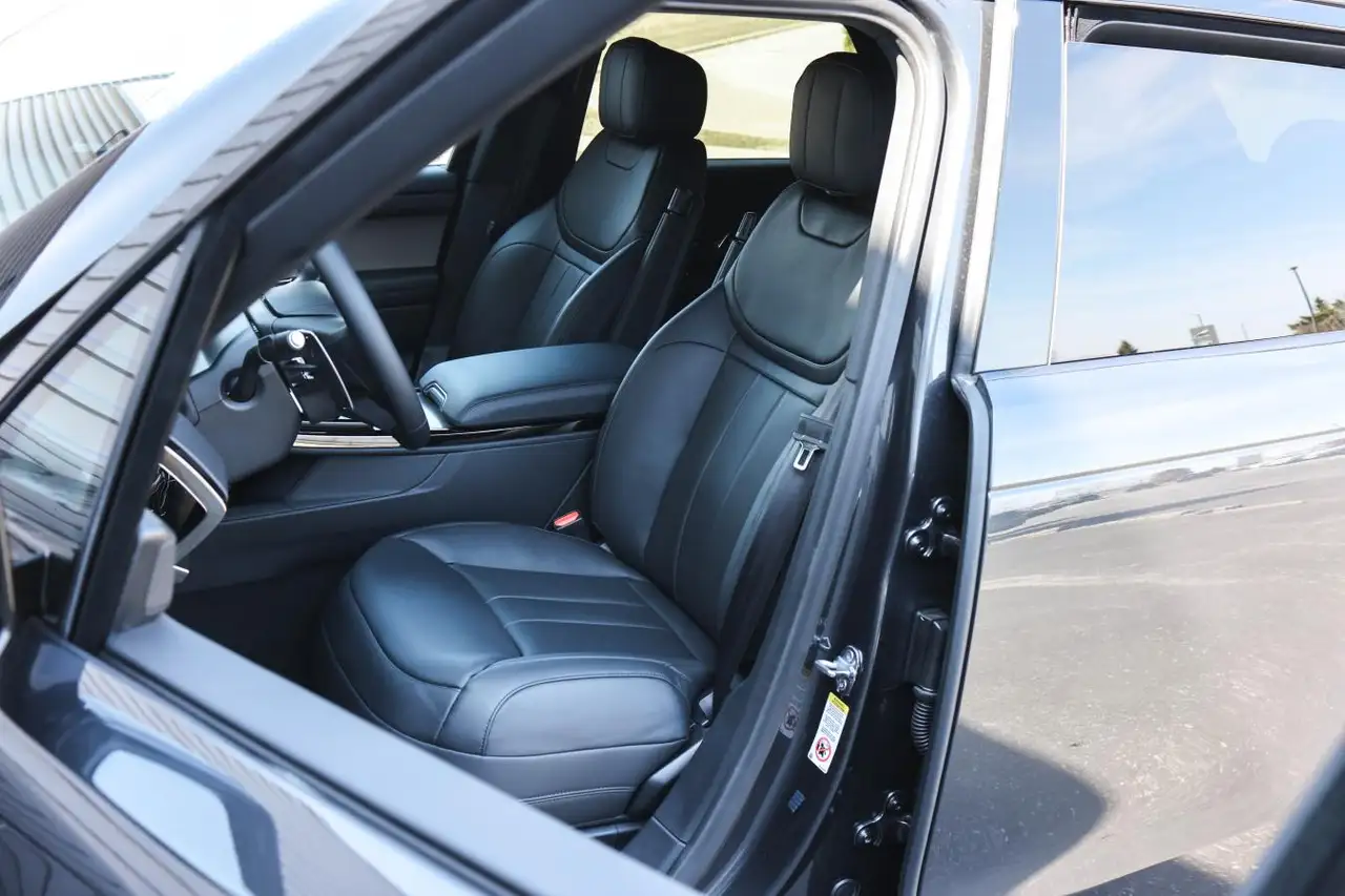 Land Rover Range Rover Sport - Image 15