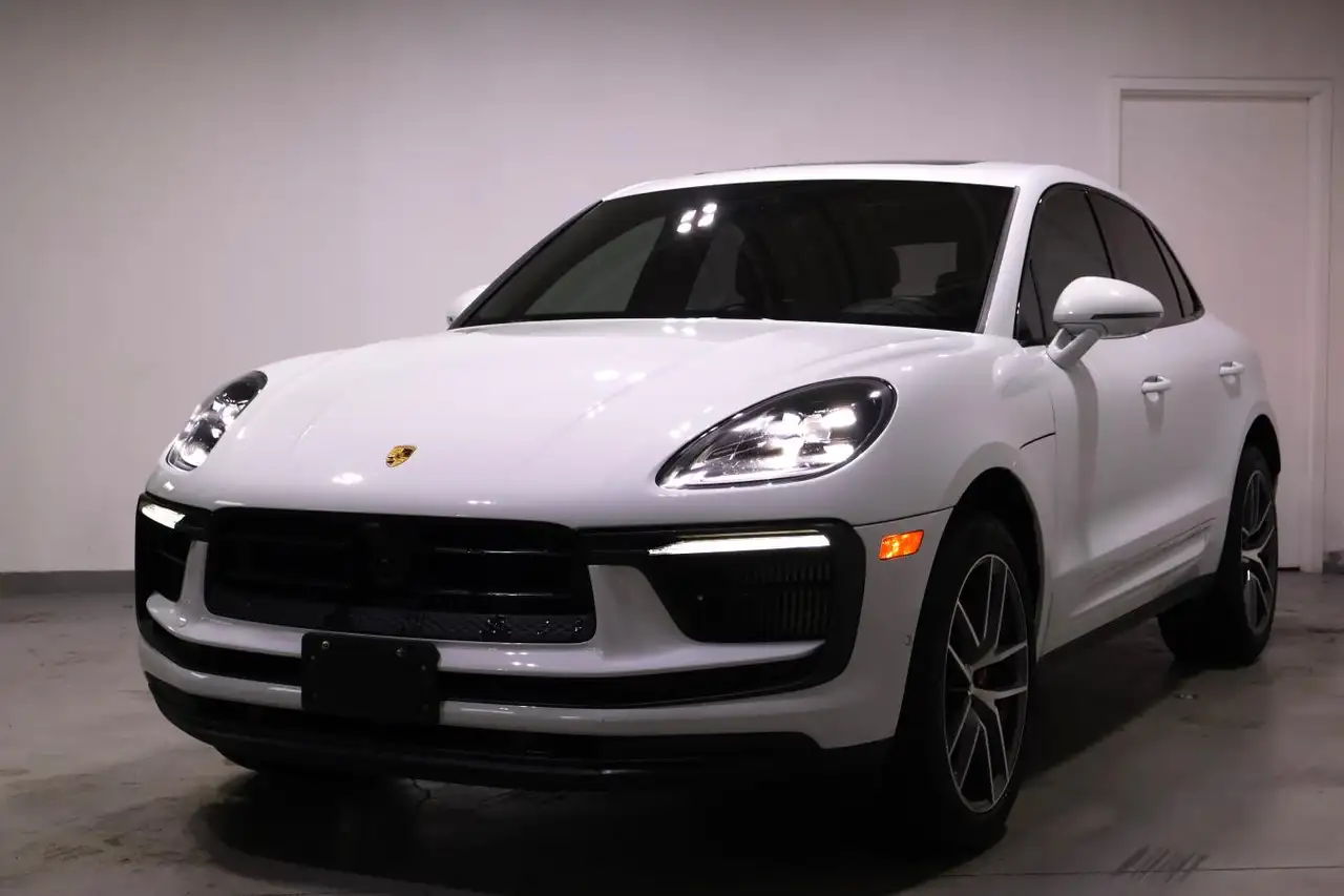 Porsche Macan - Image 2
