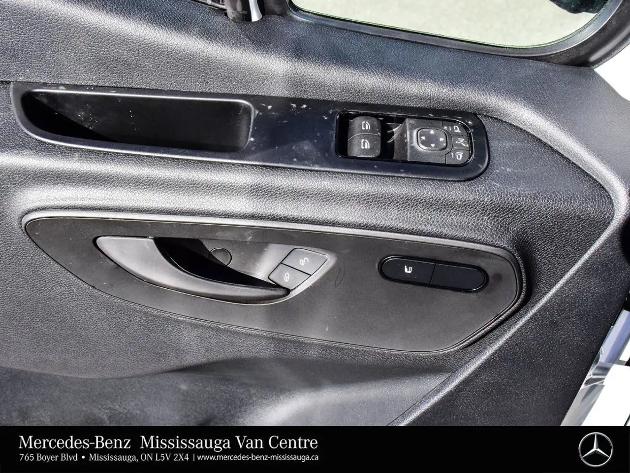 Mercedes-Benz Sprinter - Image 12