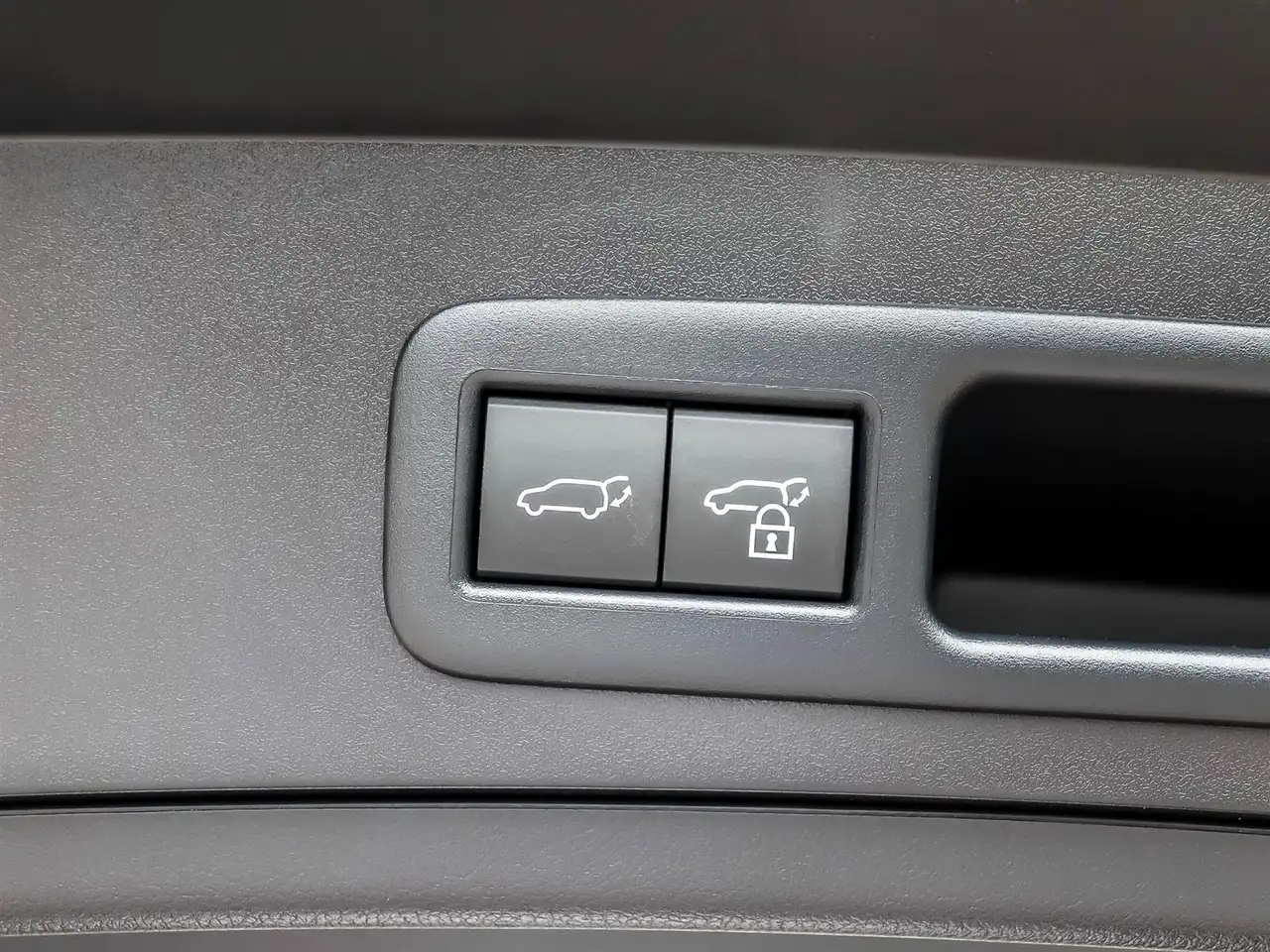 Lexus UX - Image 16