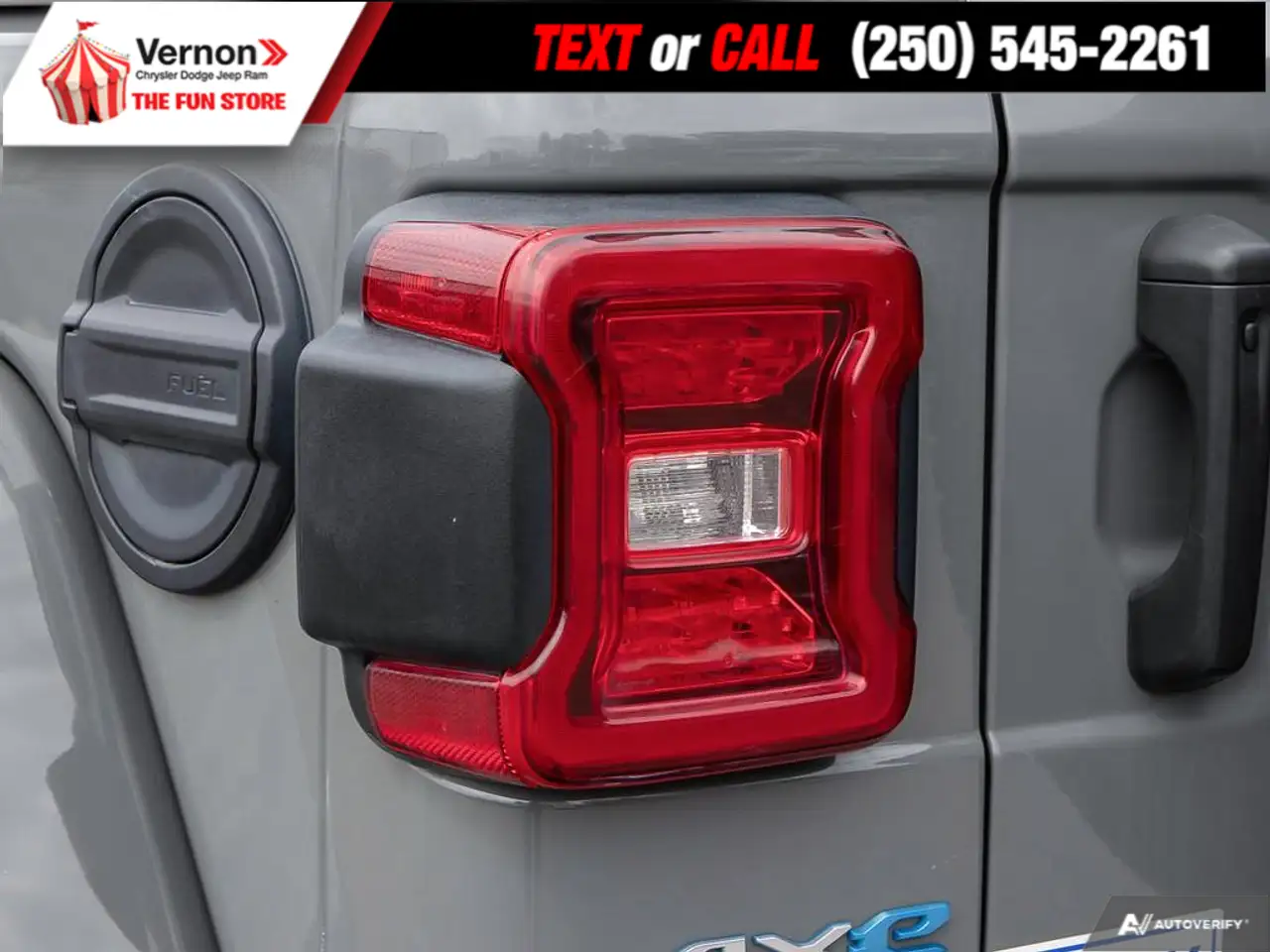 Jeep Wrangler - Image 12