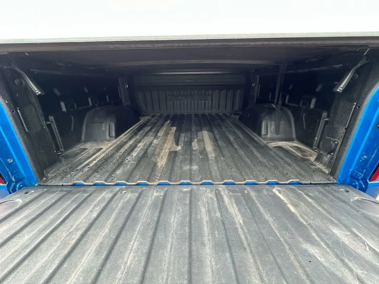 Chevrolet Silverado 1500 - Image 38