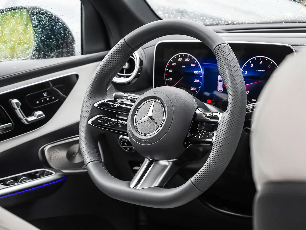 Mercedes-Benz GLC - Image 18