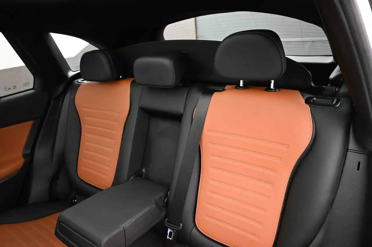 Mercedes-Benz GLC - Image 24