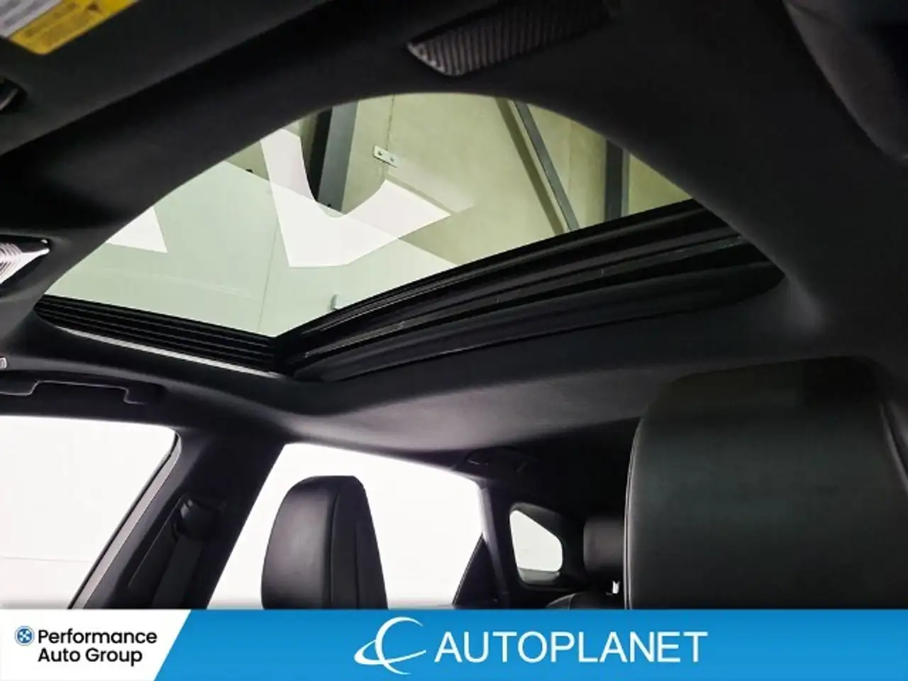 Lexus RX - Image 25