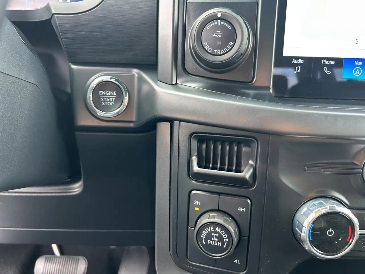 Ford F-150 - Image 46
