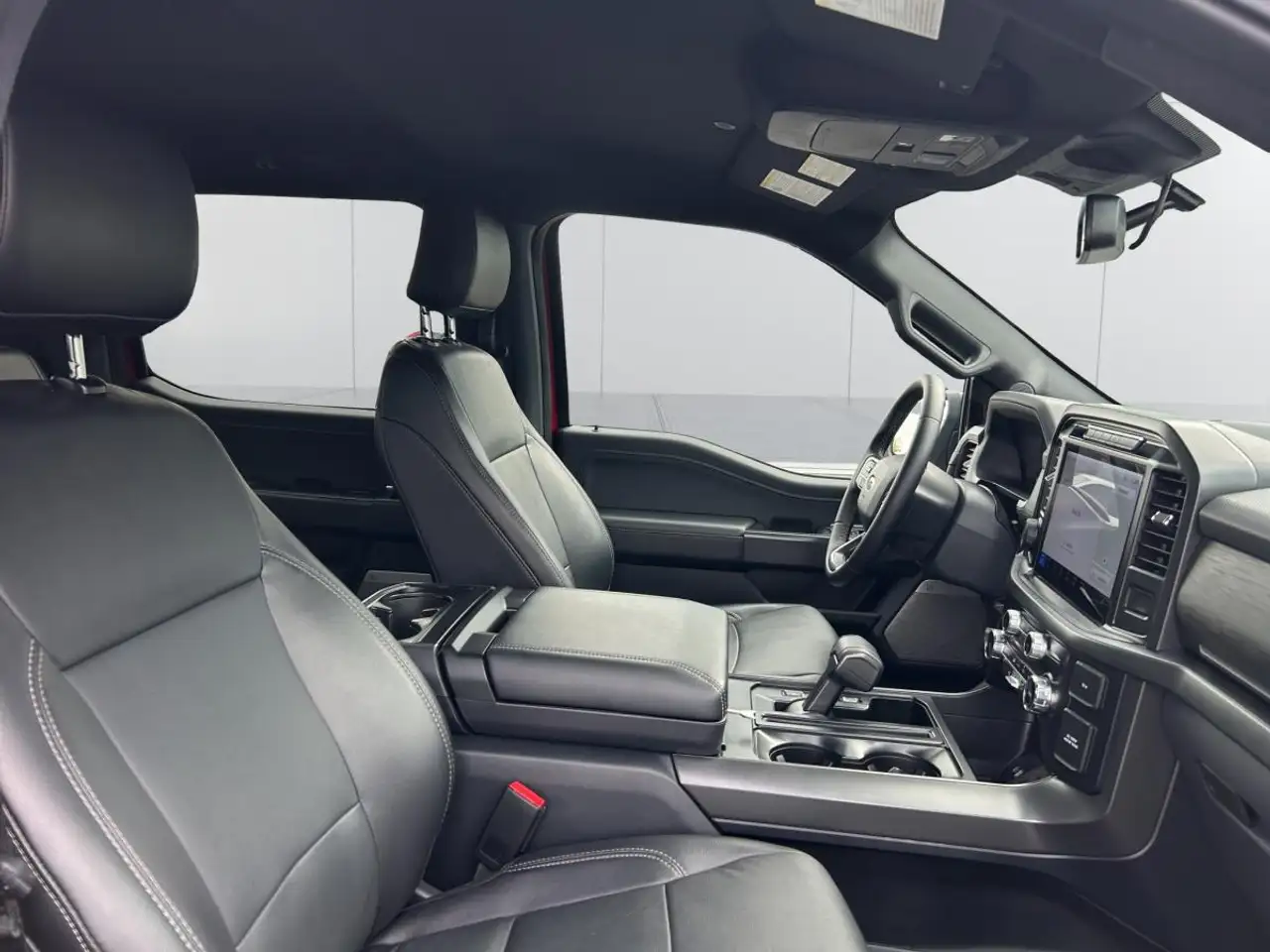 Ford F-150 - Image 27