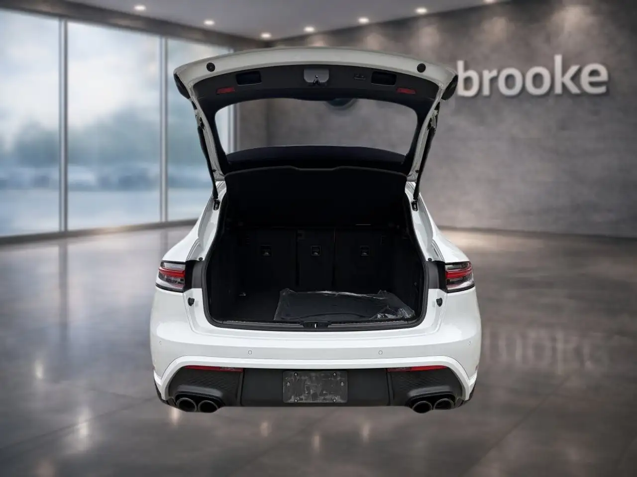 Porsche Macan - Image 16