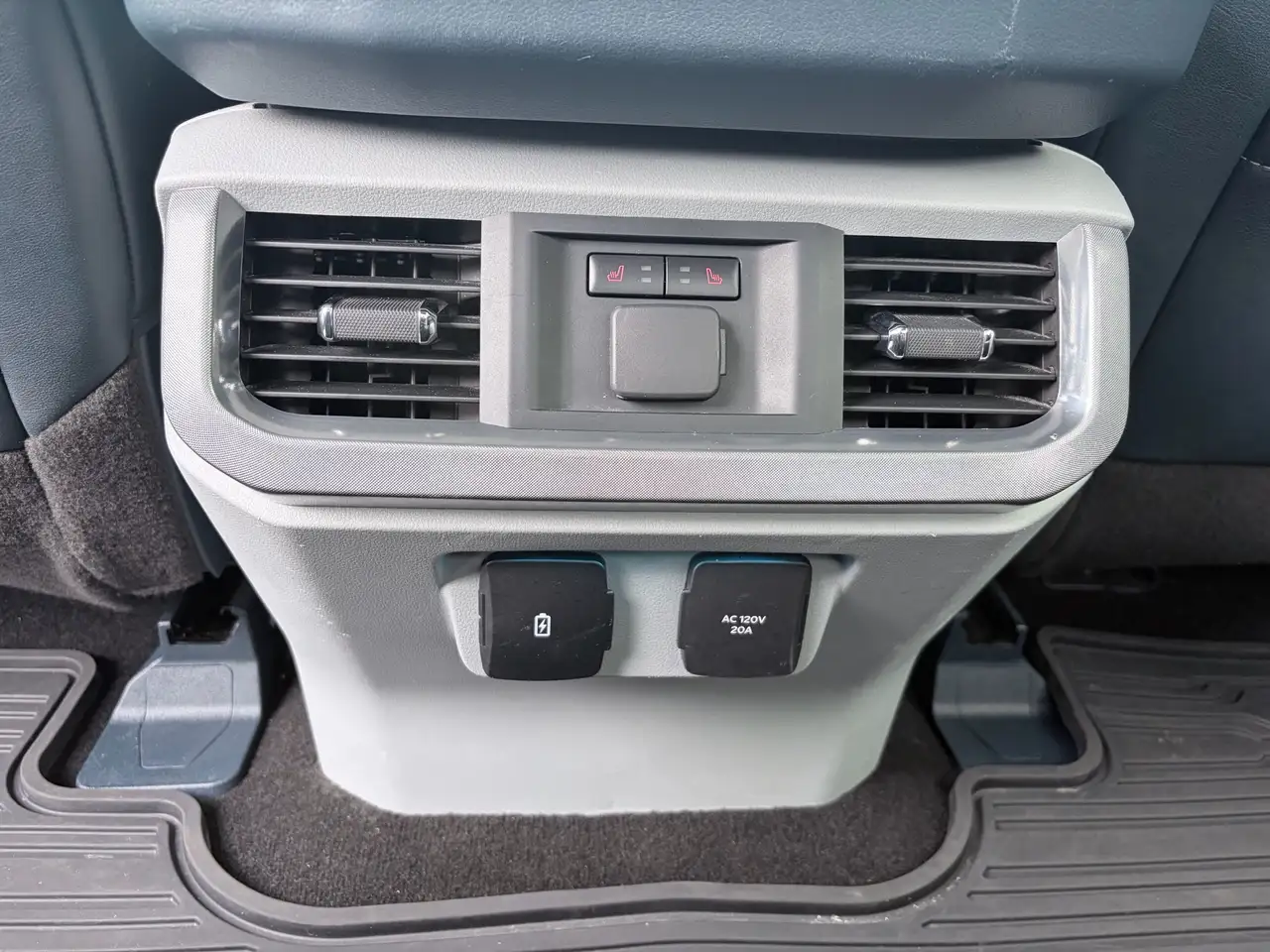 Ford F-150 - Image 20
