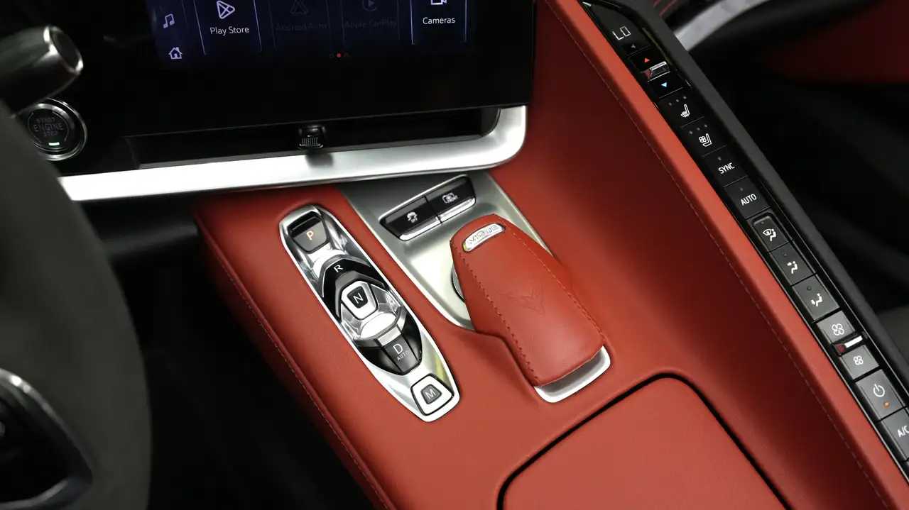 Chevrolet Corvette - Image 38
