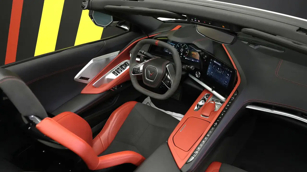 Chevrolet Corvette - Image 33