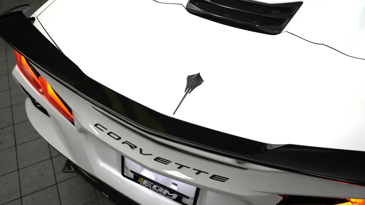 Chevrolet Corvette - Image 36