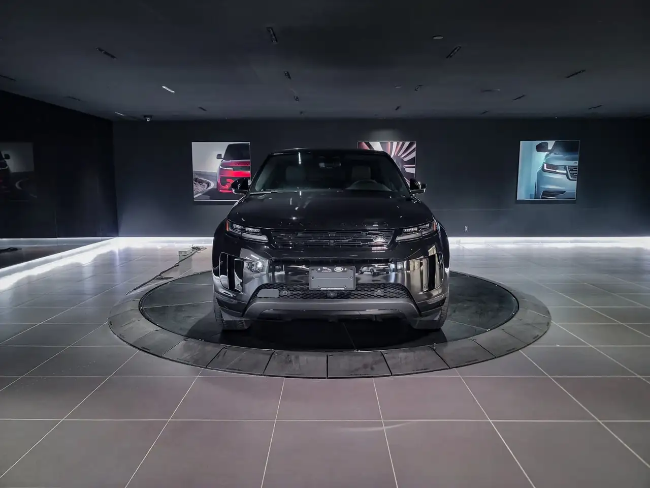 Land Rover Range Rover Evoque - Image 2