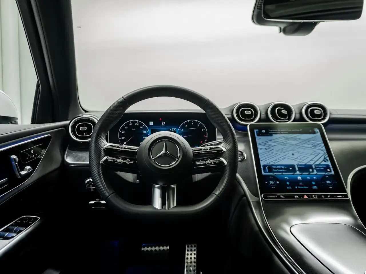 Mercedes-Benz GLC - Image 15