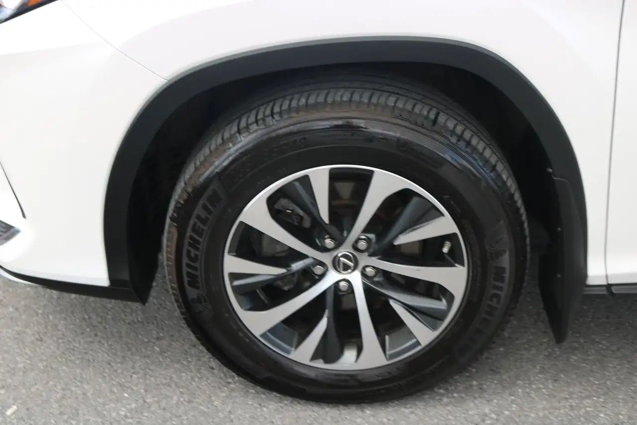 Lexus RX - Image 27
