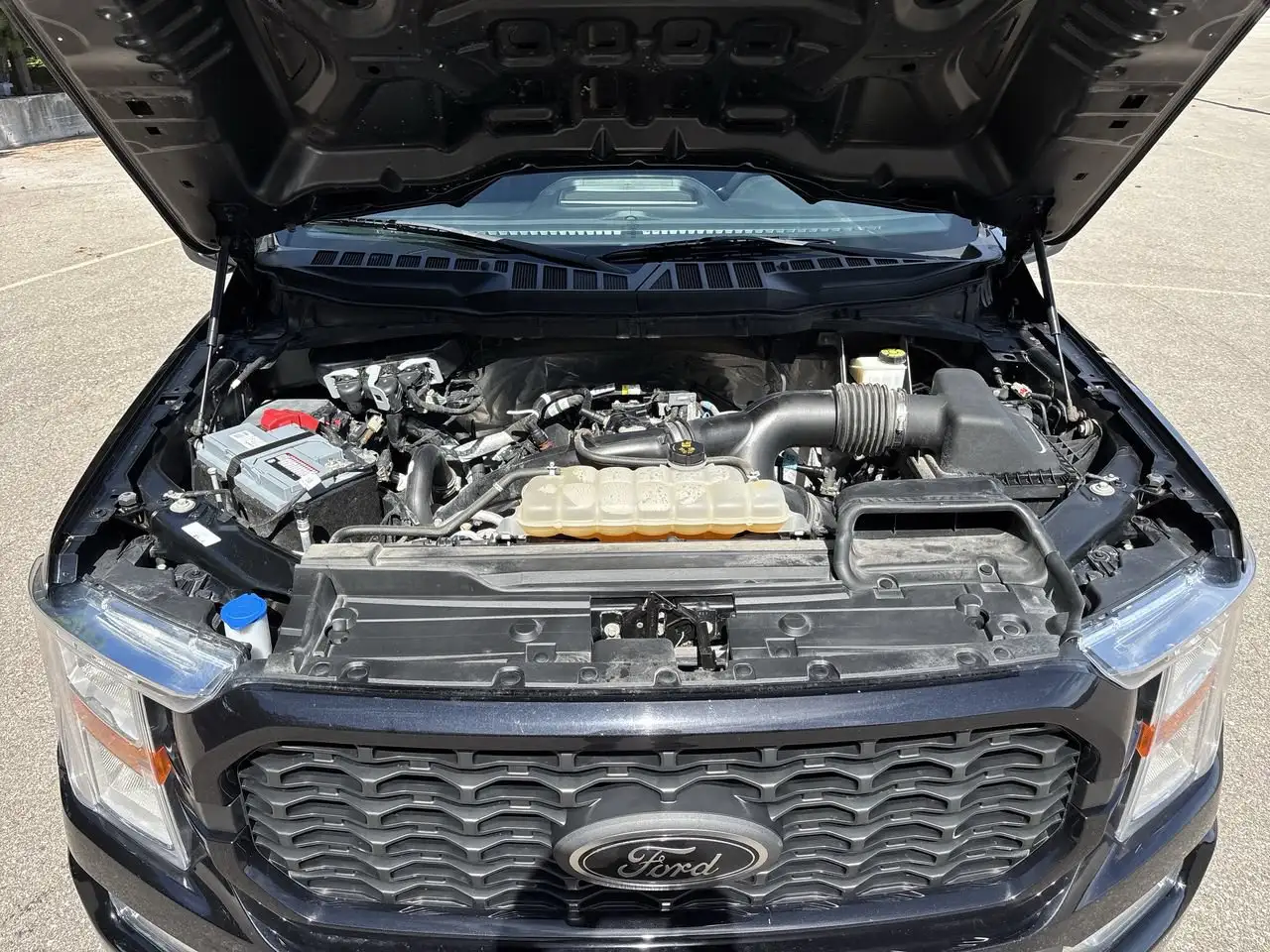 Ford F-150 - Image 24