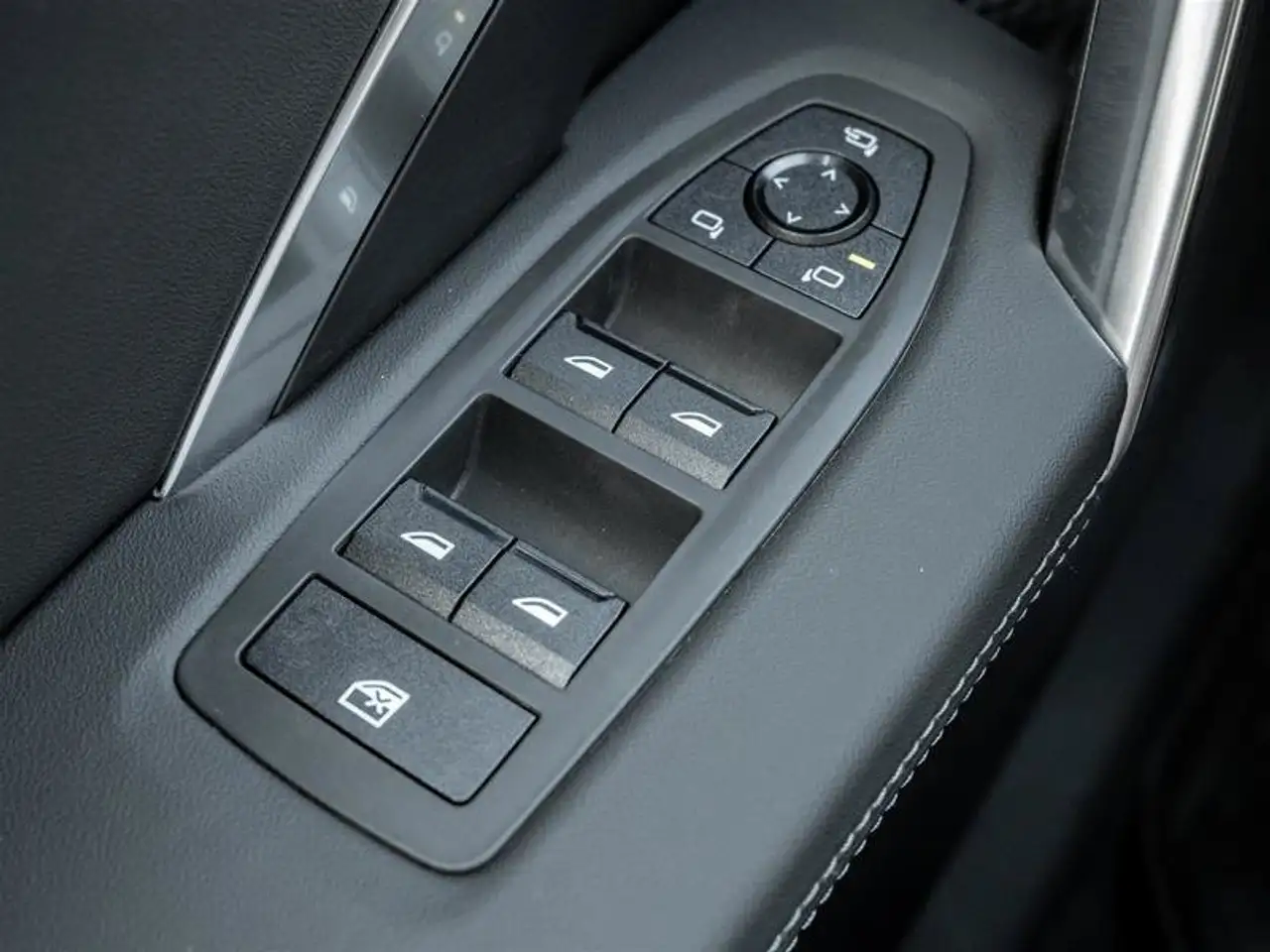 BMW X1 - Image 15