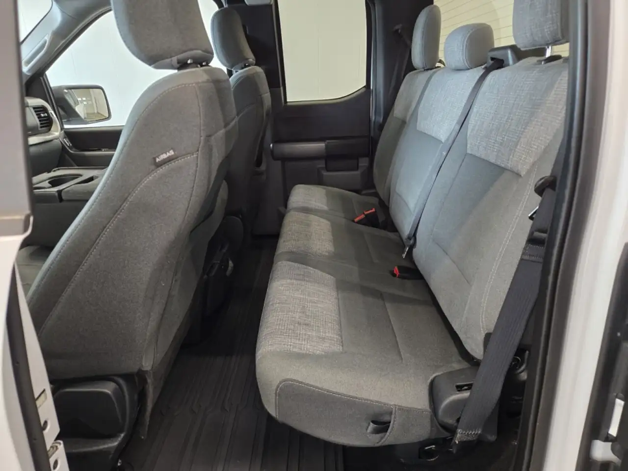 Ford F-150 - Image 12