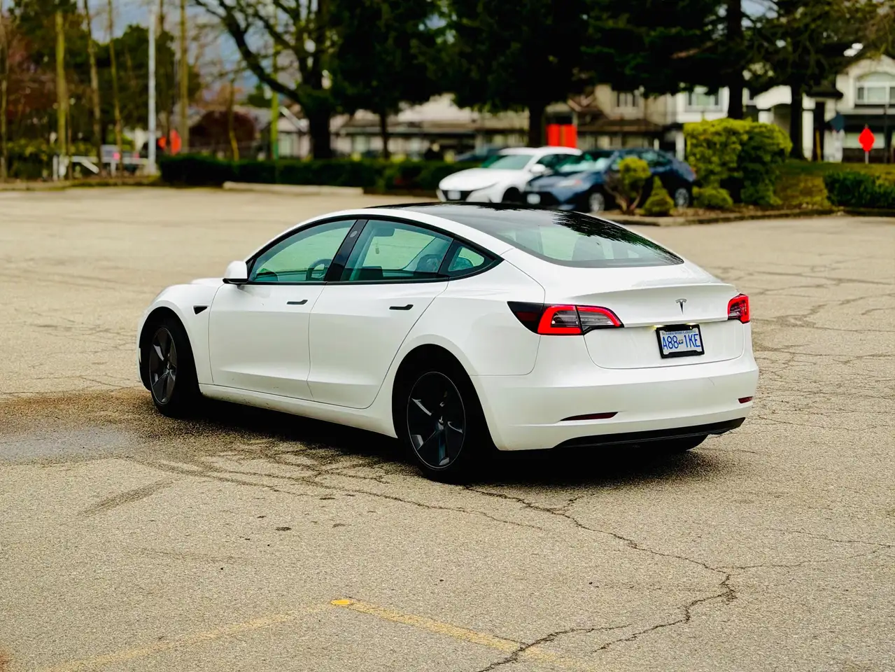 Tesla Model 3 - Image 7