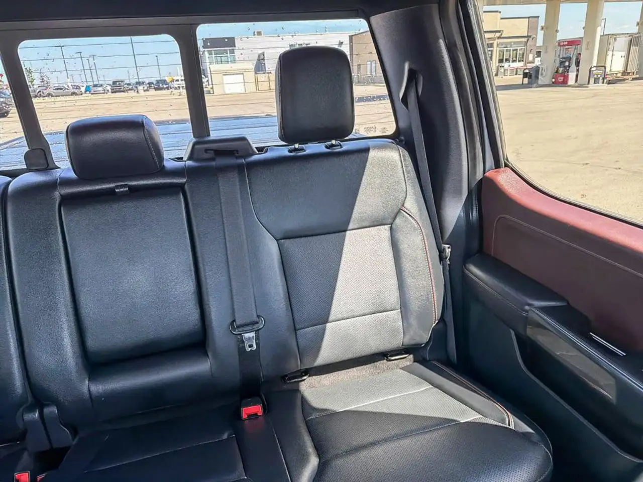 Ford F-150 - Image 20