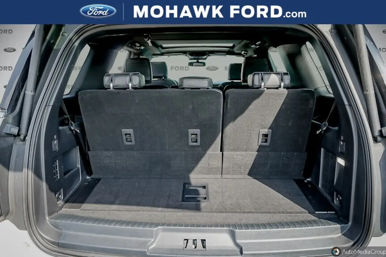 Ford Expedition - Image 22