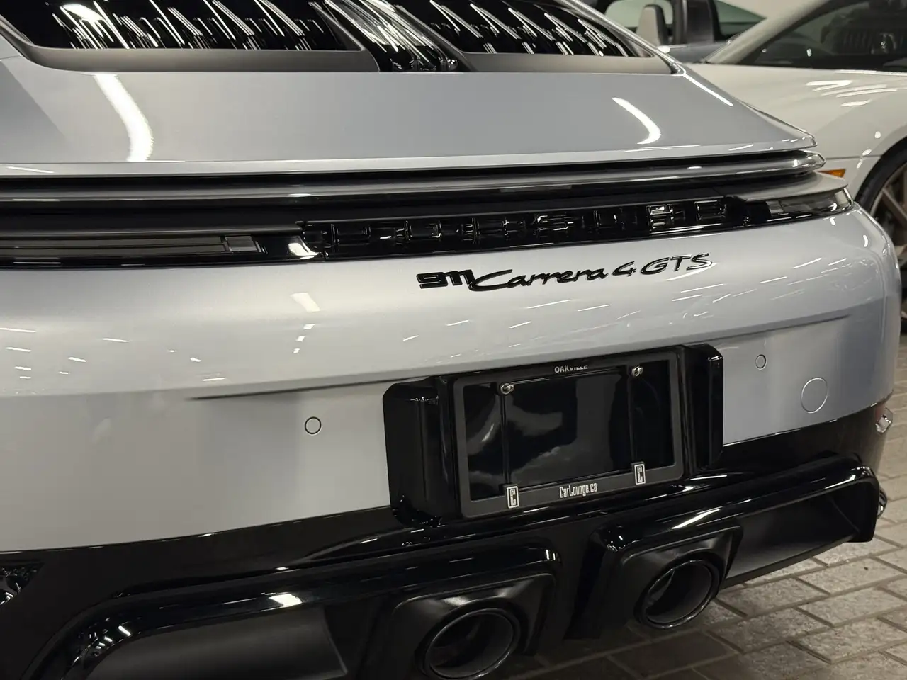 Porsche 911 - Image 10