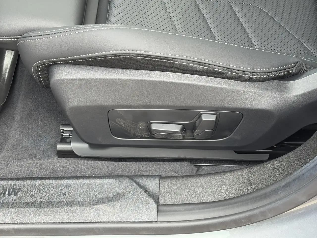 BMW 2 Series - Image 20