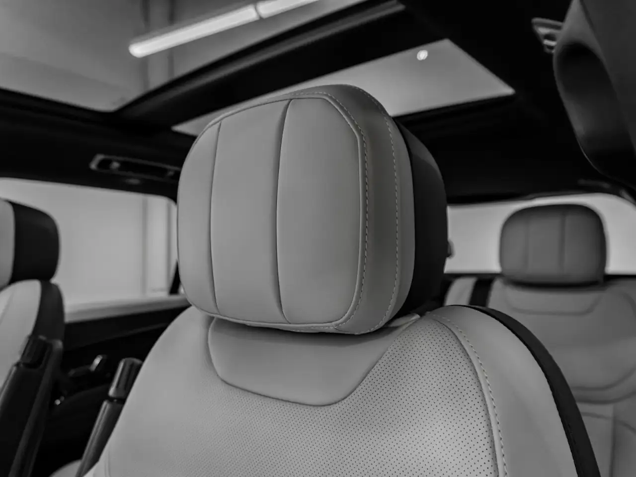 Land Rover Range Rover Sport - Image 26