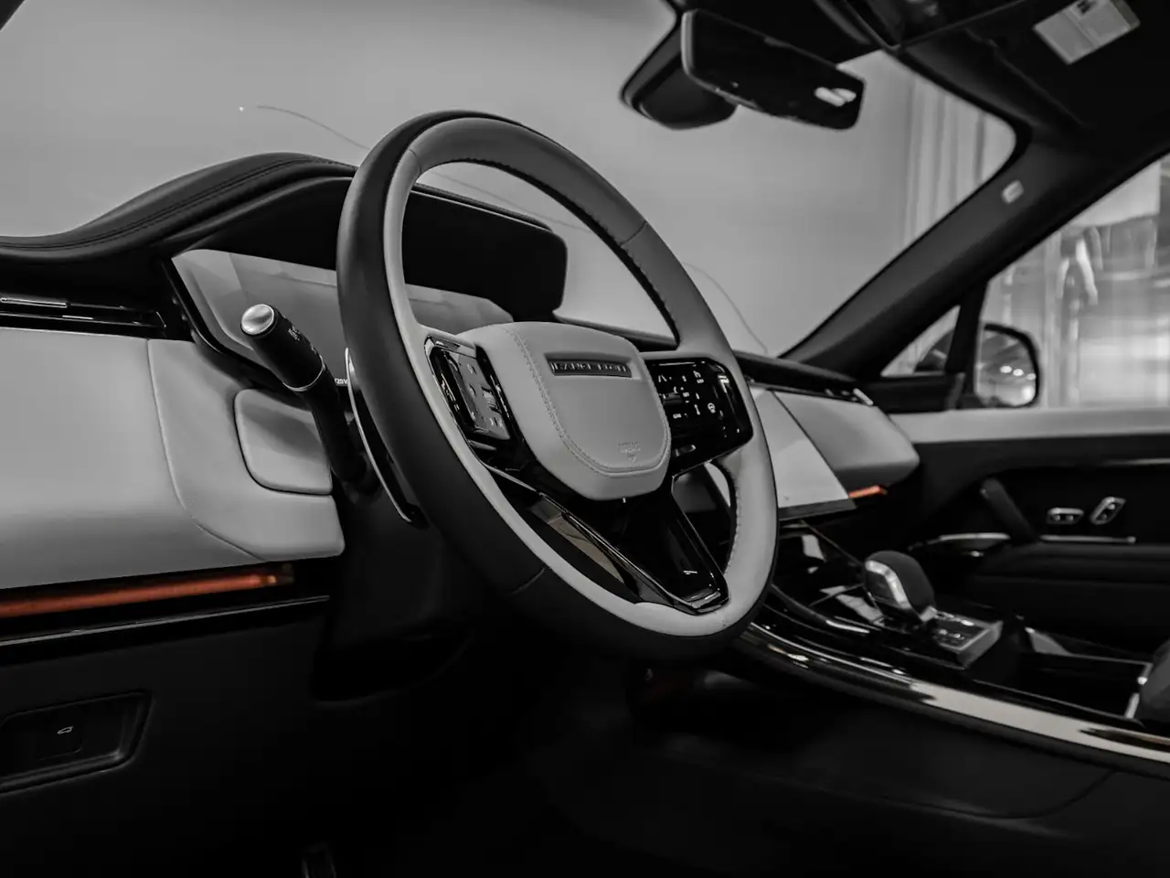 Land Rover Range Rover Sport - Image 32