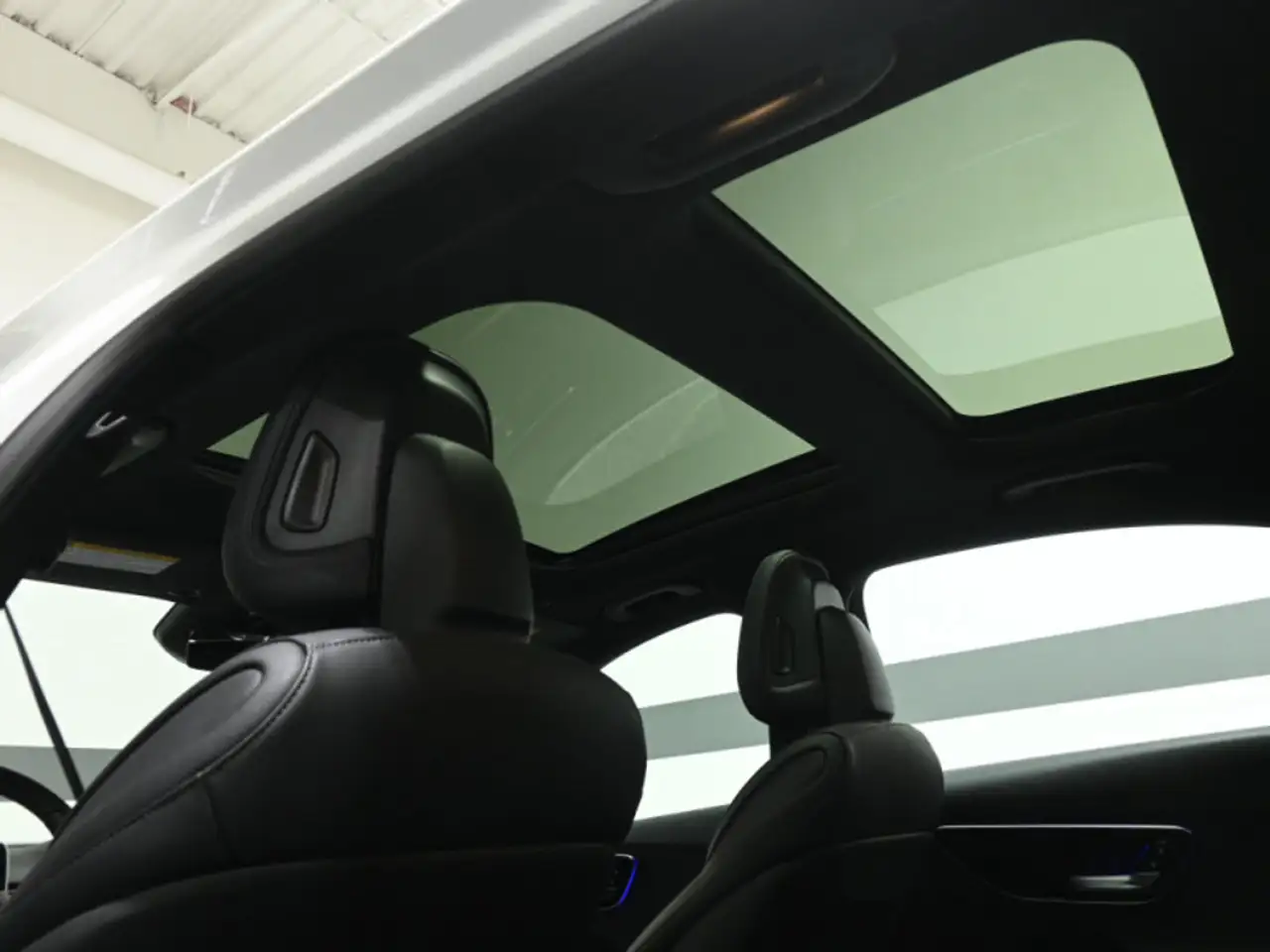 Mercedes-Benz C-Class - Image 24