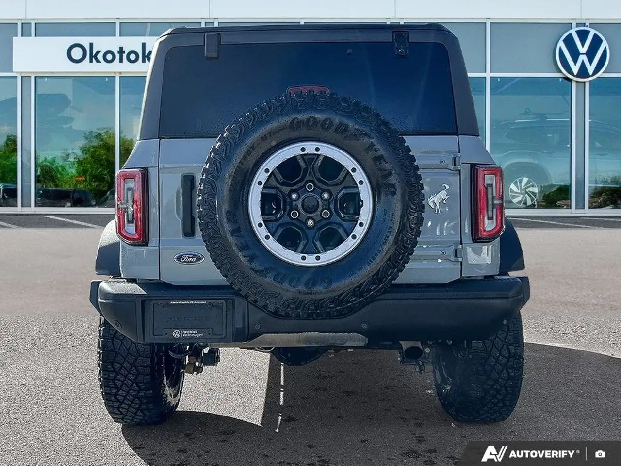 Ford Bronco - Image 5