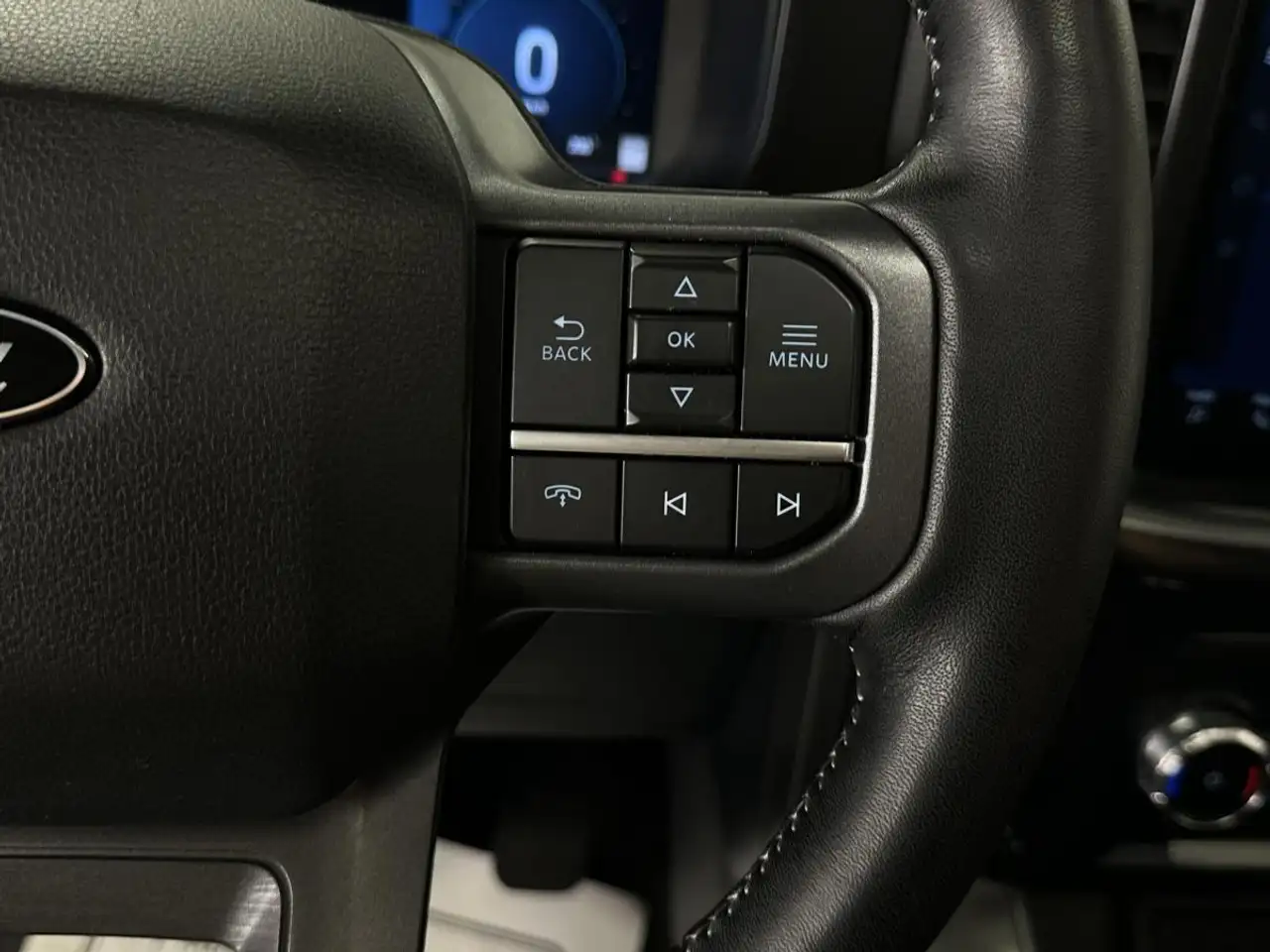 Ford F-150 - Image 29