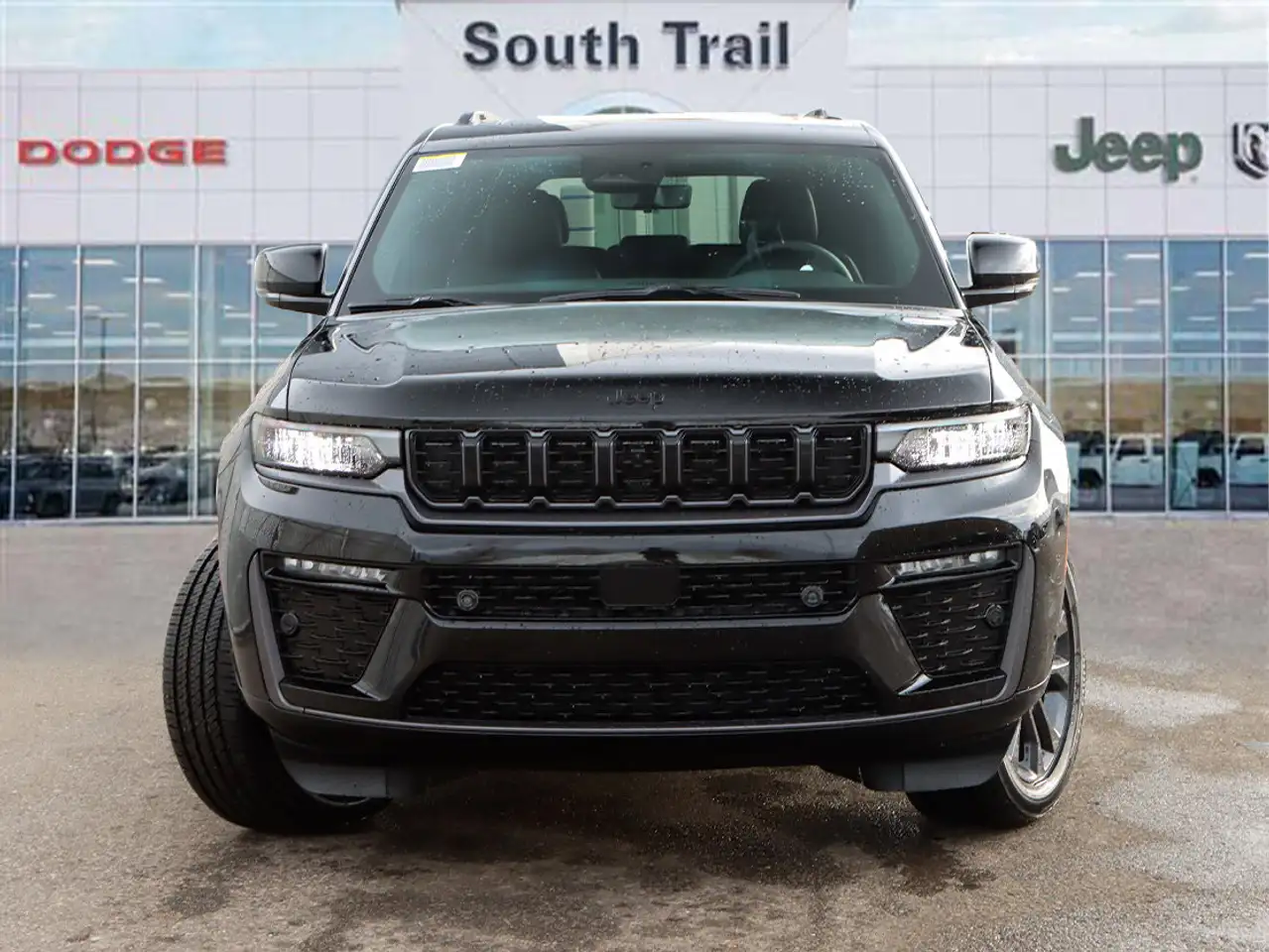 Jeep Grand Cherokee - Image 2