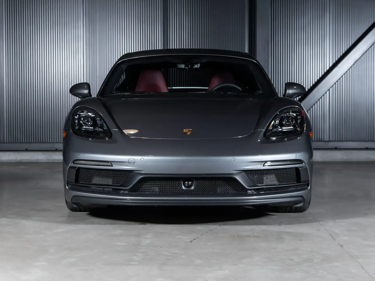 Porsche 718 Cayman - Image 11