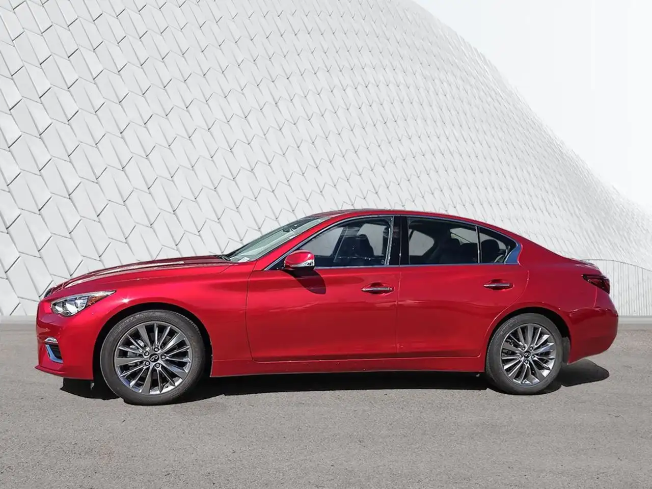 Infiniti Q50 - Image 3