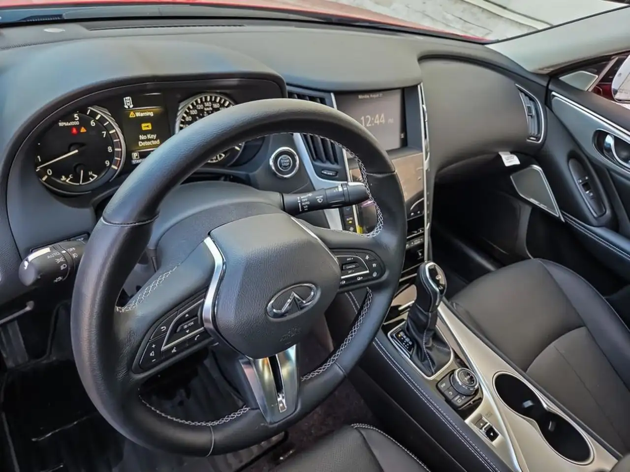 Infiniti Q50 - Image 12