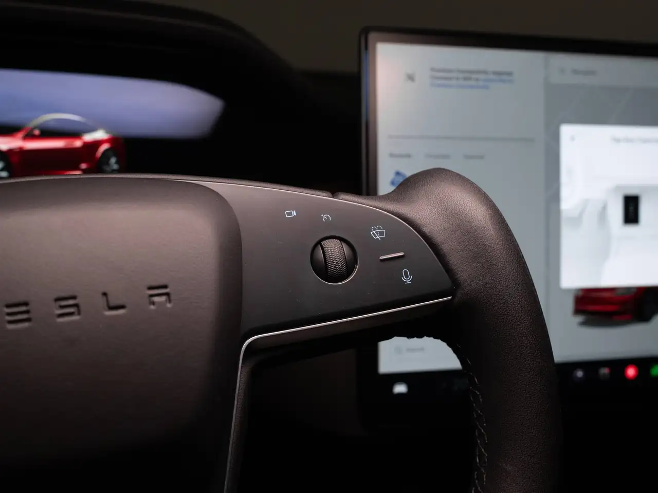 Tesla Model S - Image 11