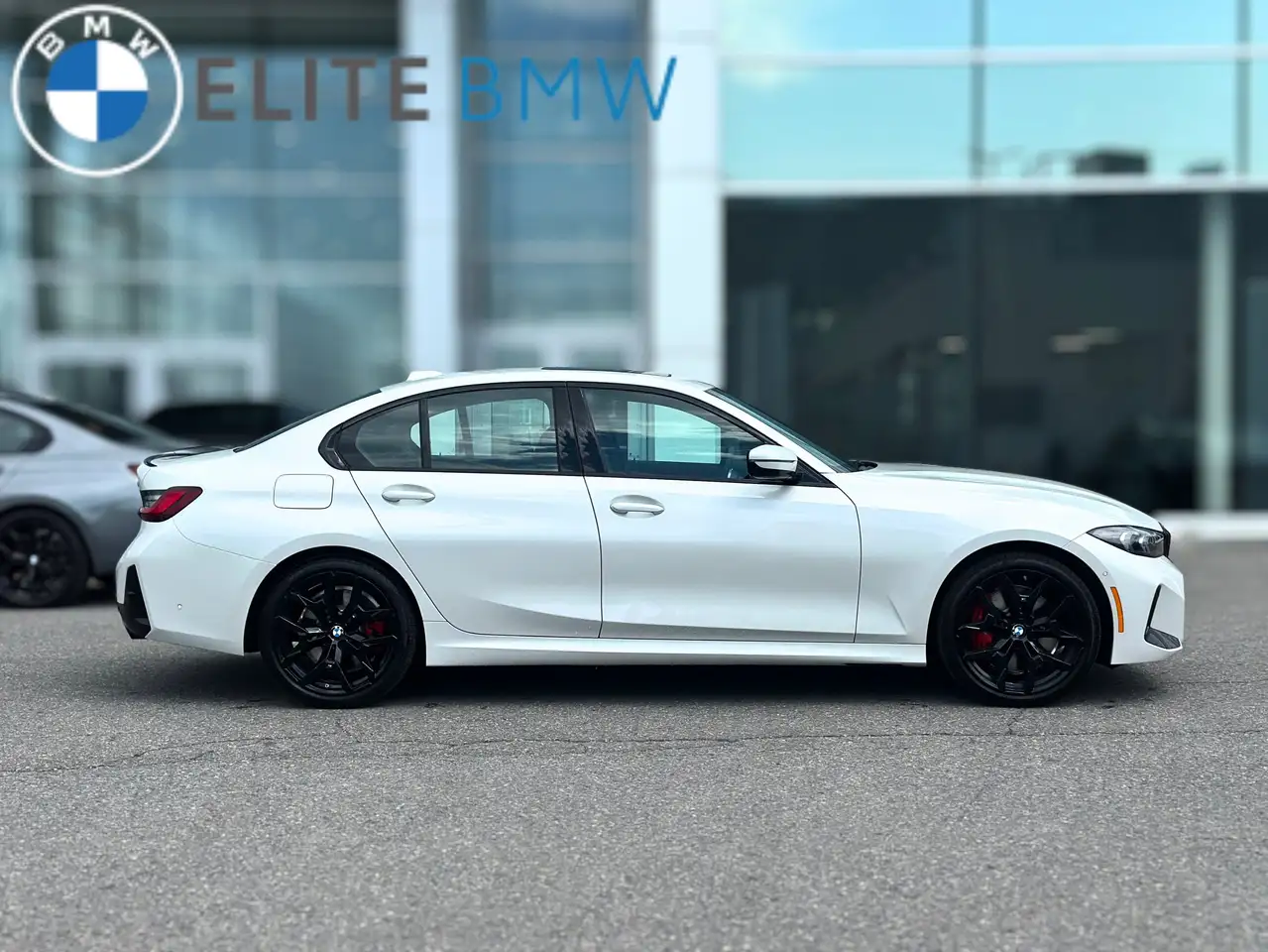 BMW 3 Series - Image 40