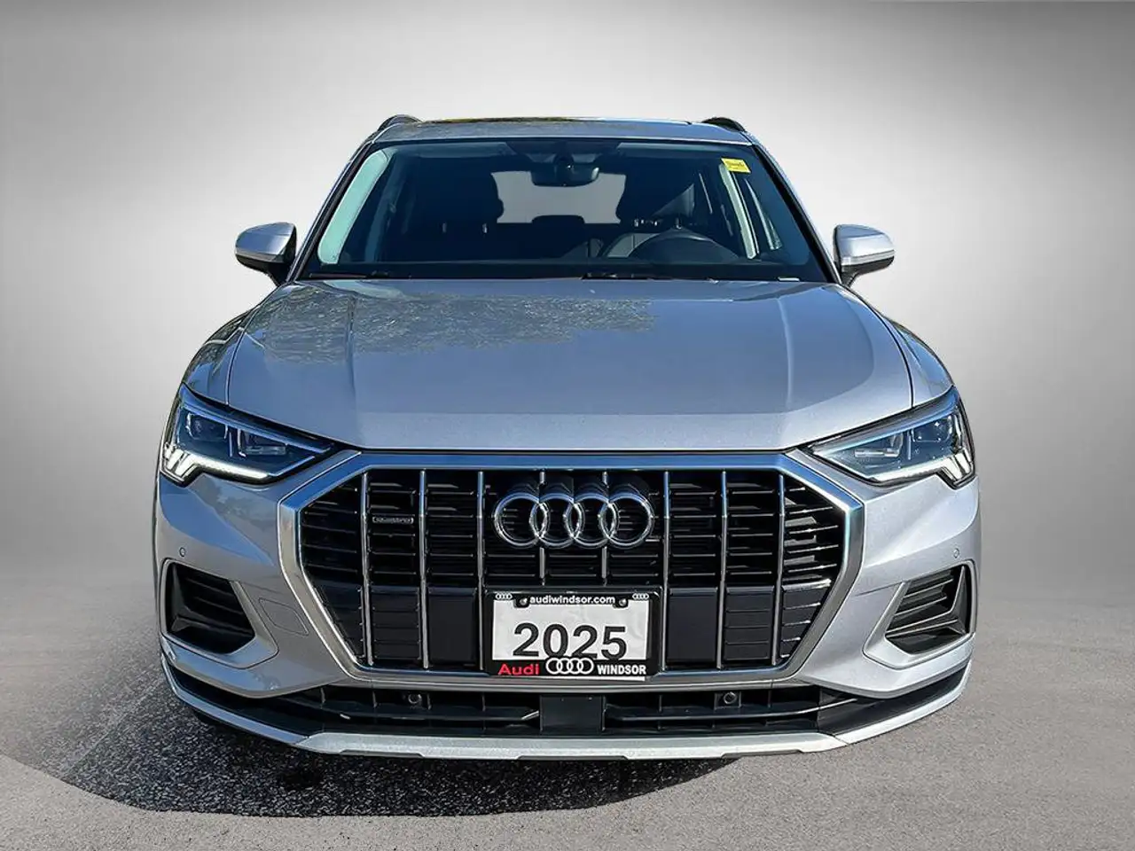 Audi Q3 - Image 2