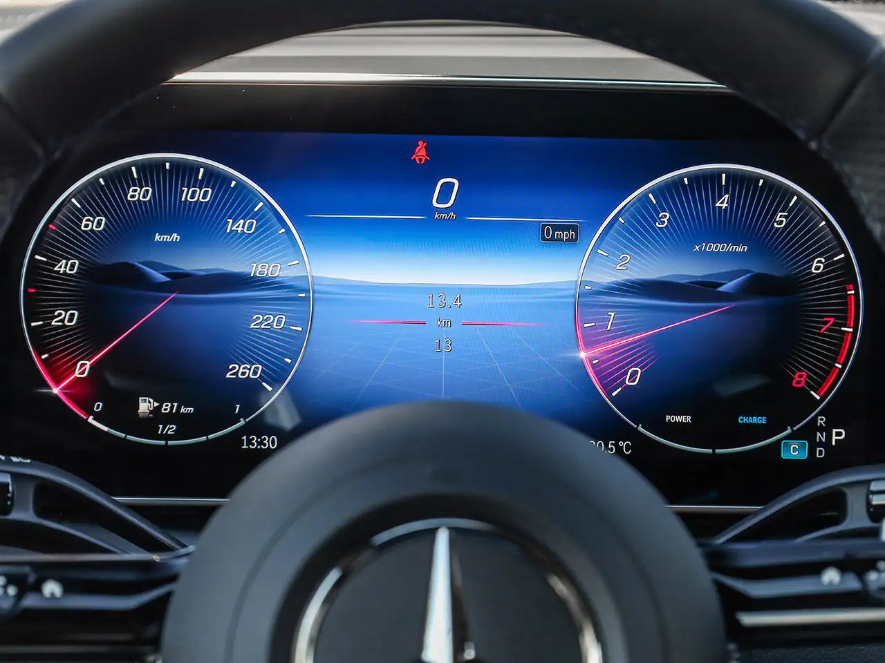 Mercedes-Benz GLC - Image 22