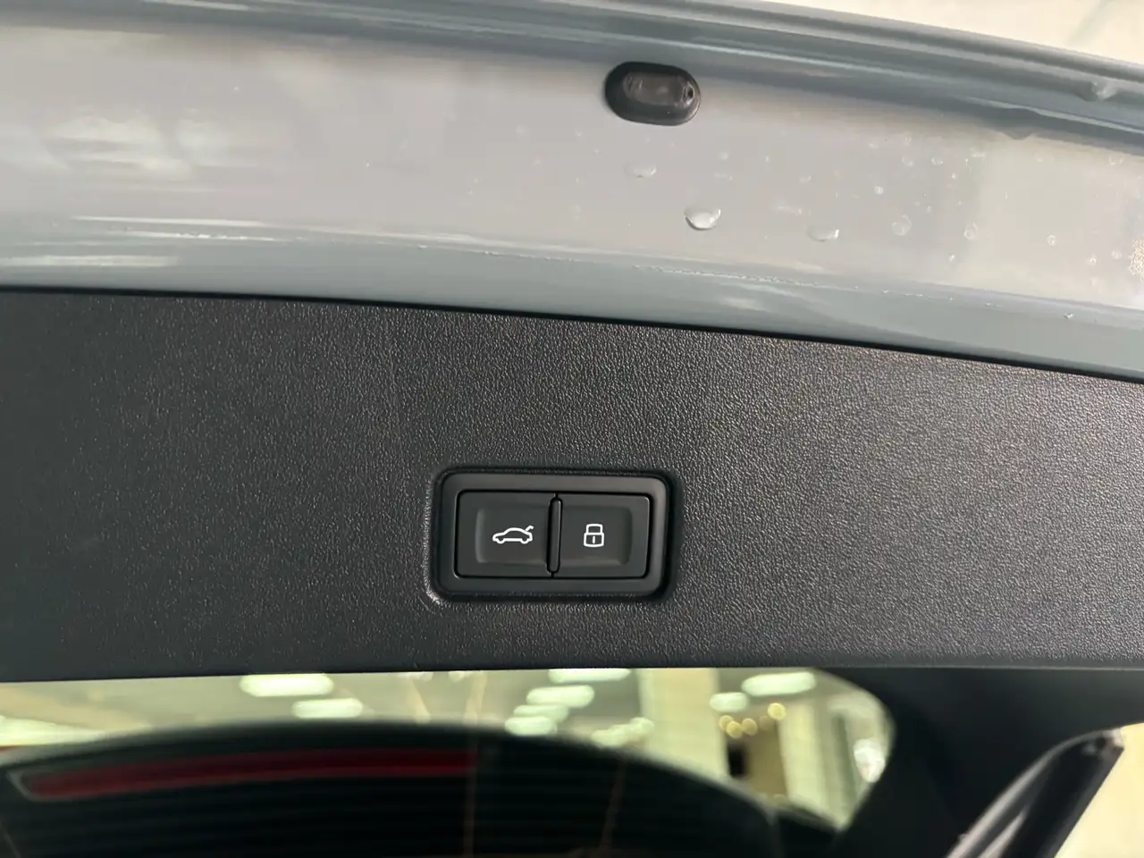 Audi Q4 e-tron - Image 18