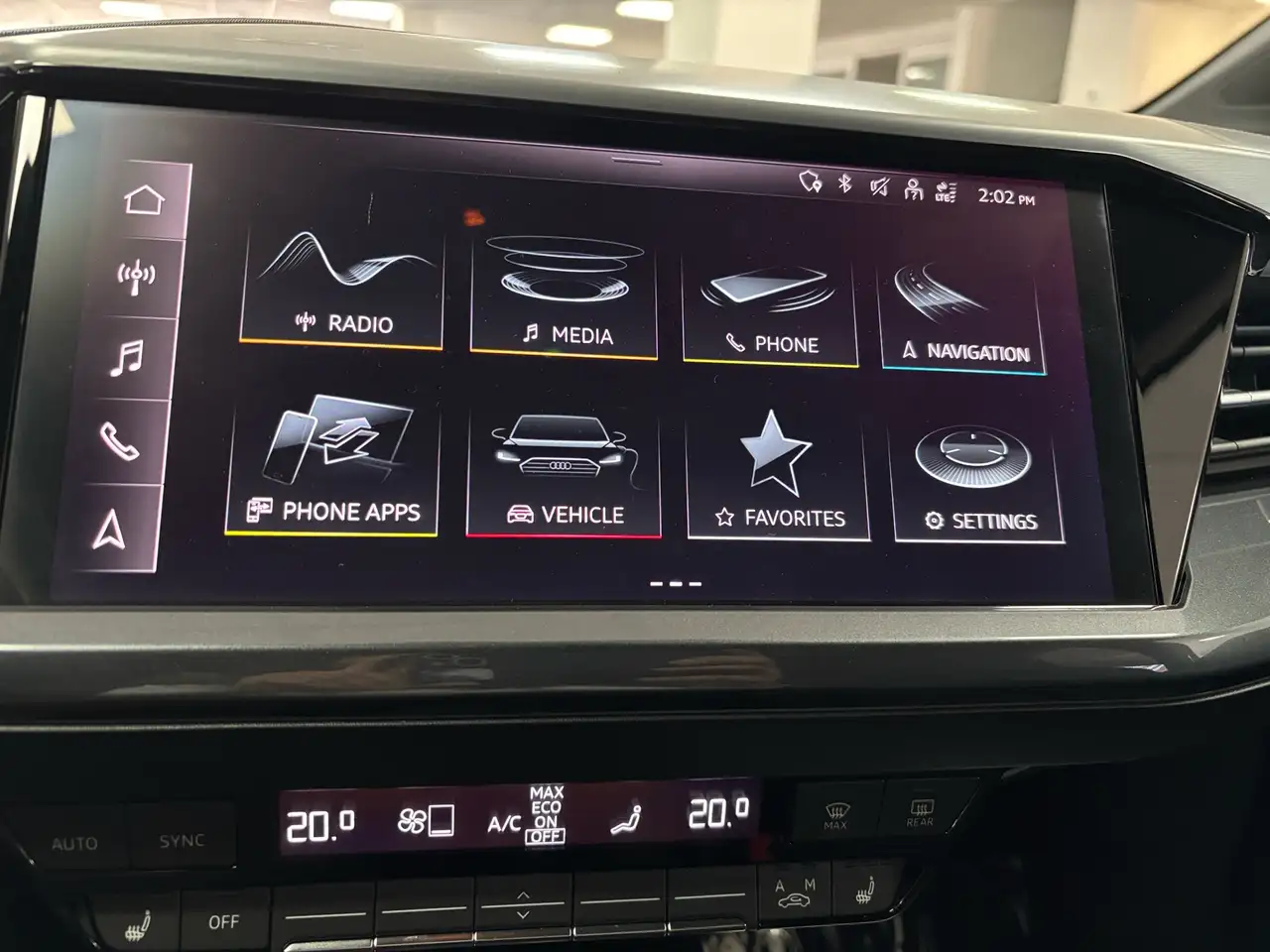 Audi Q4 e-tron - Image 28