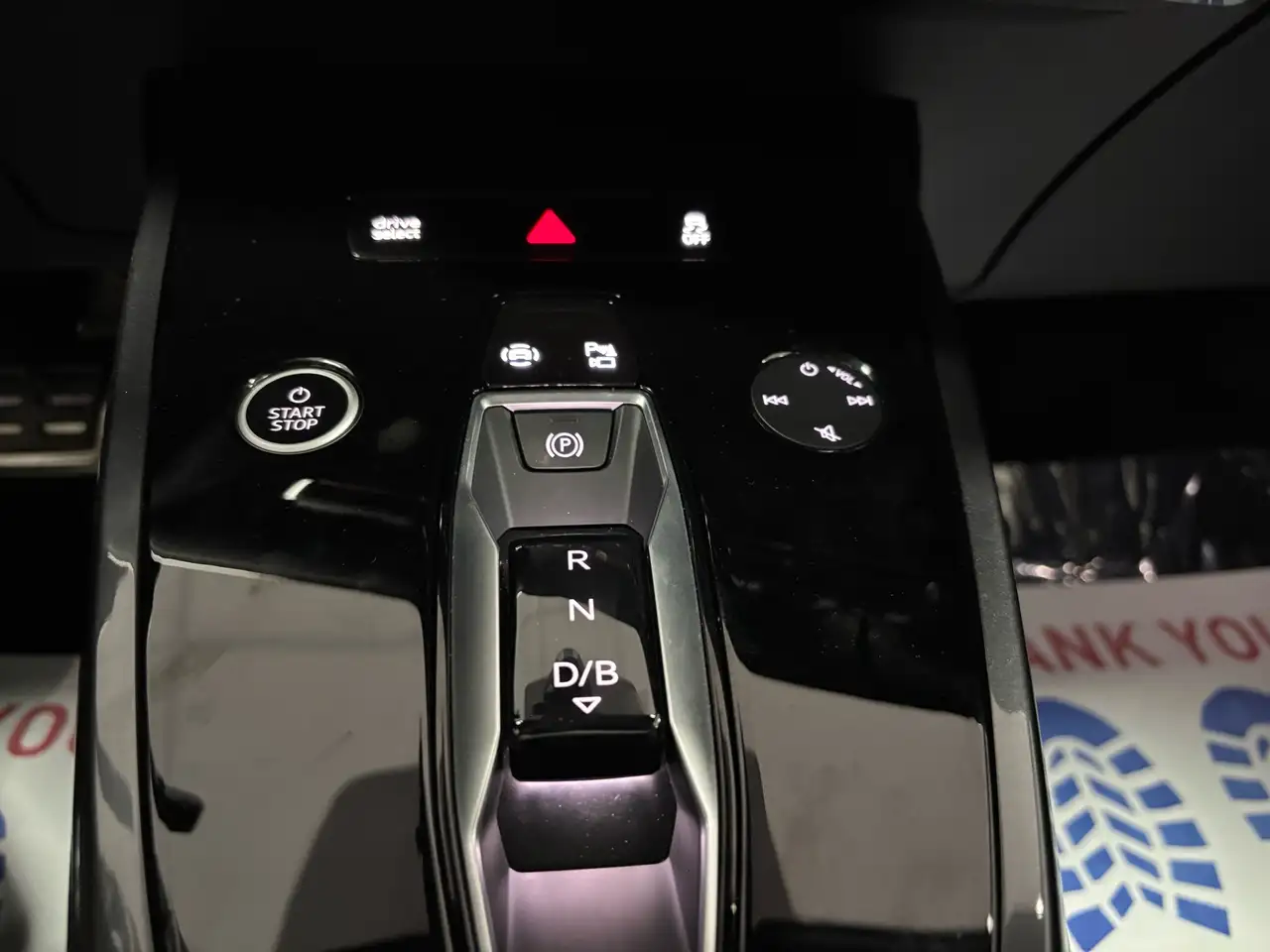 Audi Q4 e-tron - Image 34