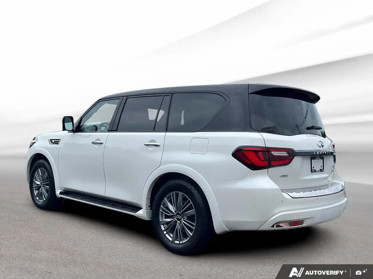 Infiniti QX80 - Image 4
