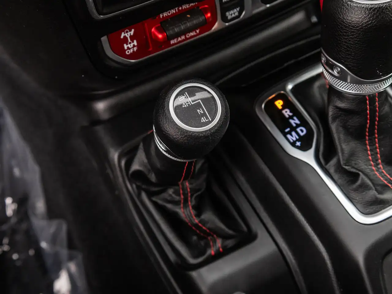 Jeep Wrangler - Image 15