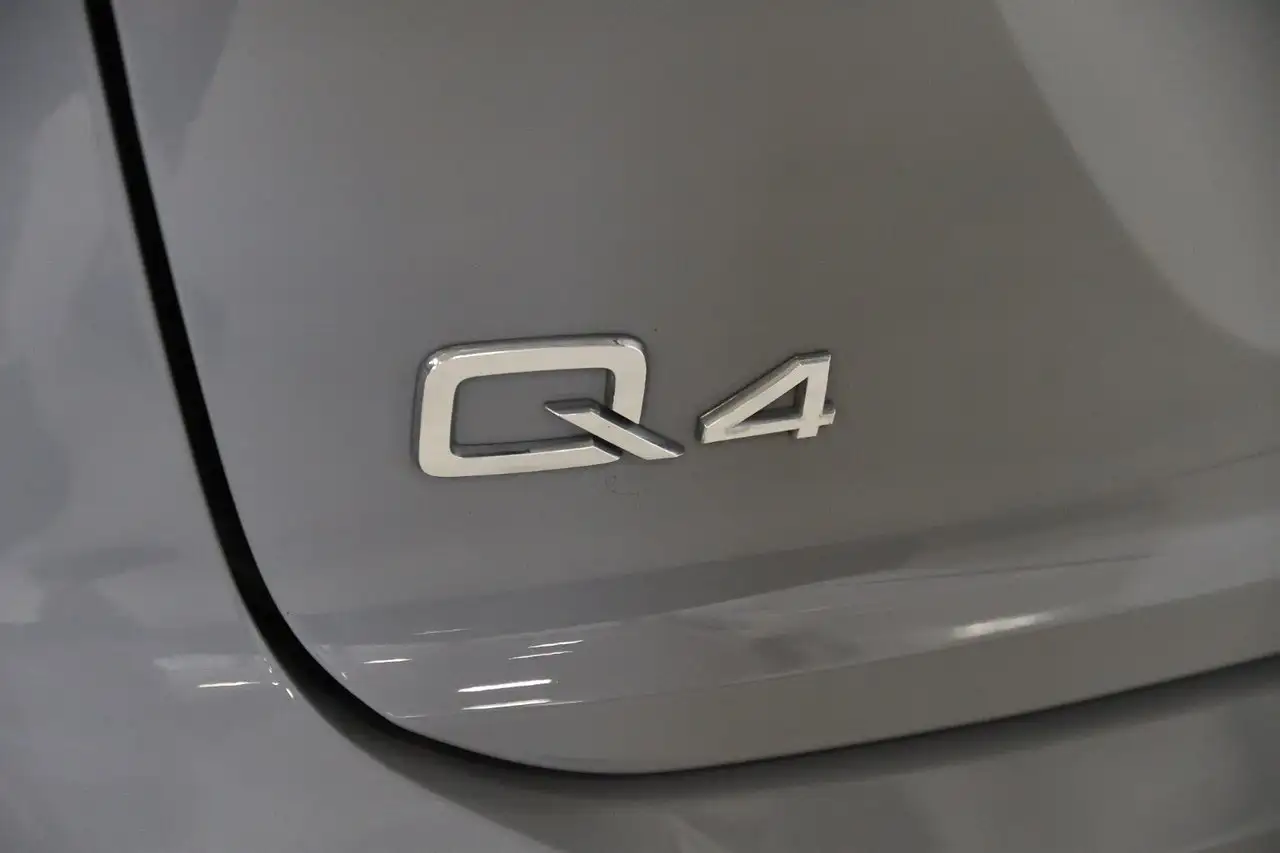 Audi Q4 e-tron - Image 9