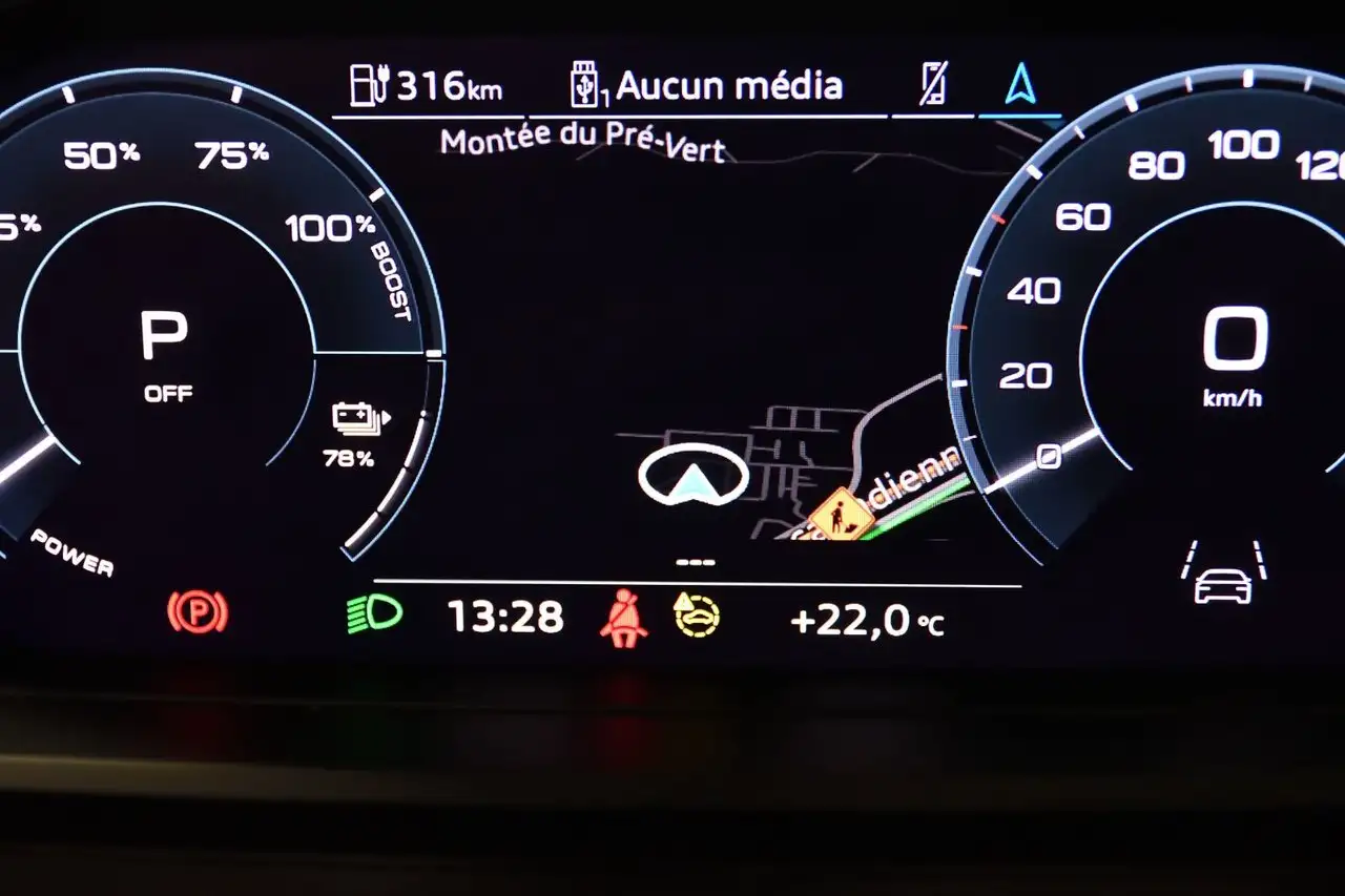 Audi Q4 e-tron - Image 21