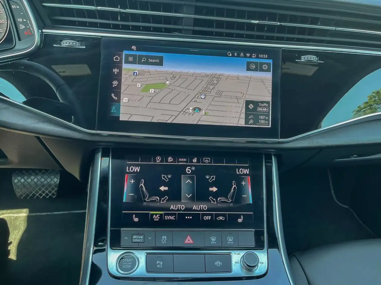 Audi Q7 - Image 22